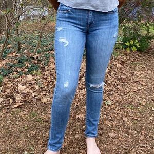 Blue Ripped American Eagle Skinny Jeans Med-Rise